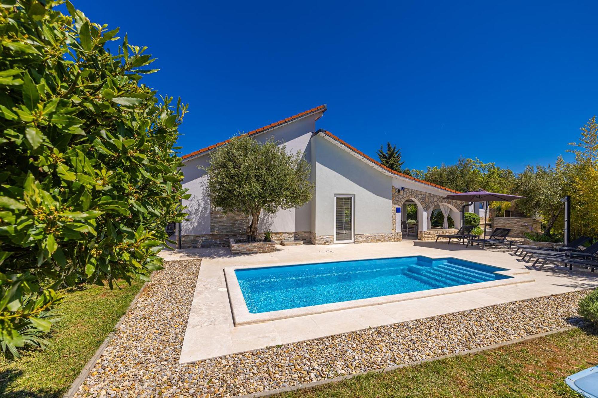 Holiday House Kai With Private Pool Pinezići المظهر الخارجي الصورة