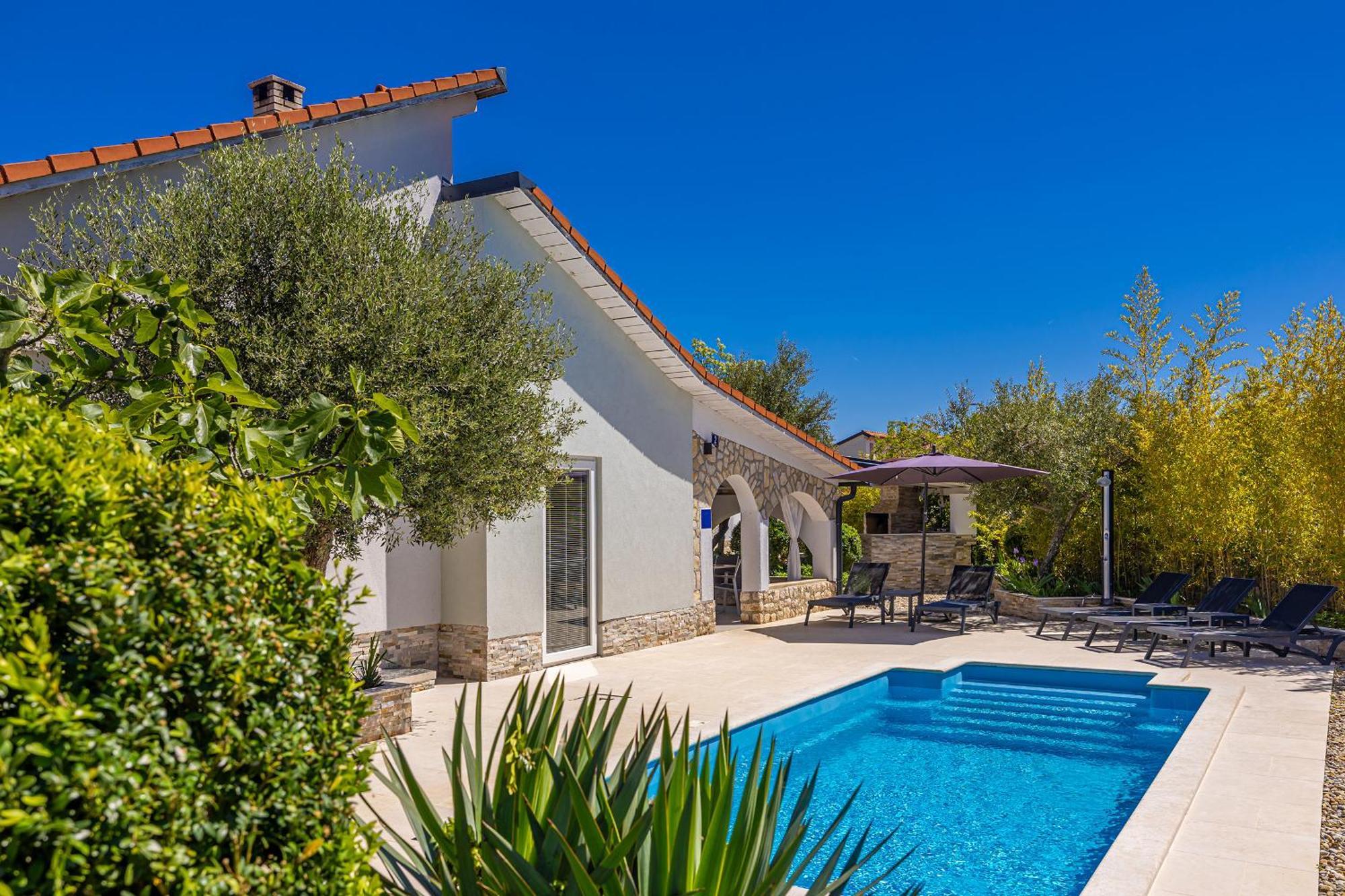 Holiday House Kai With Private Pool Pinezići المظهر الخارجي الصورة