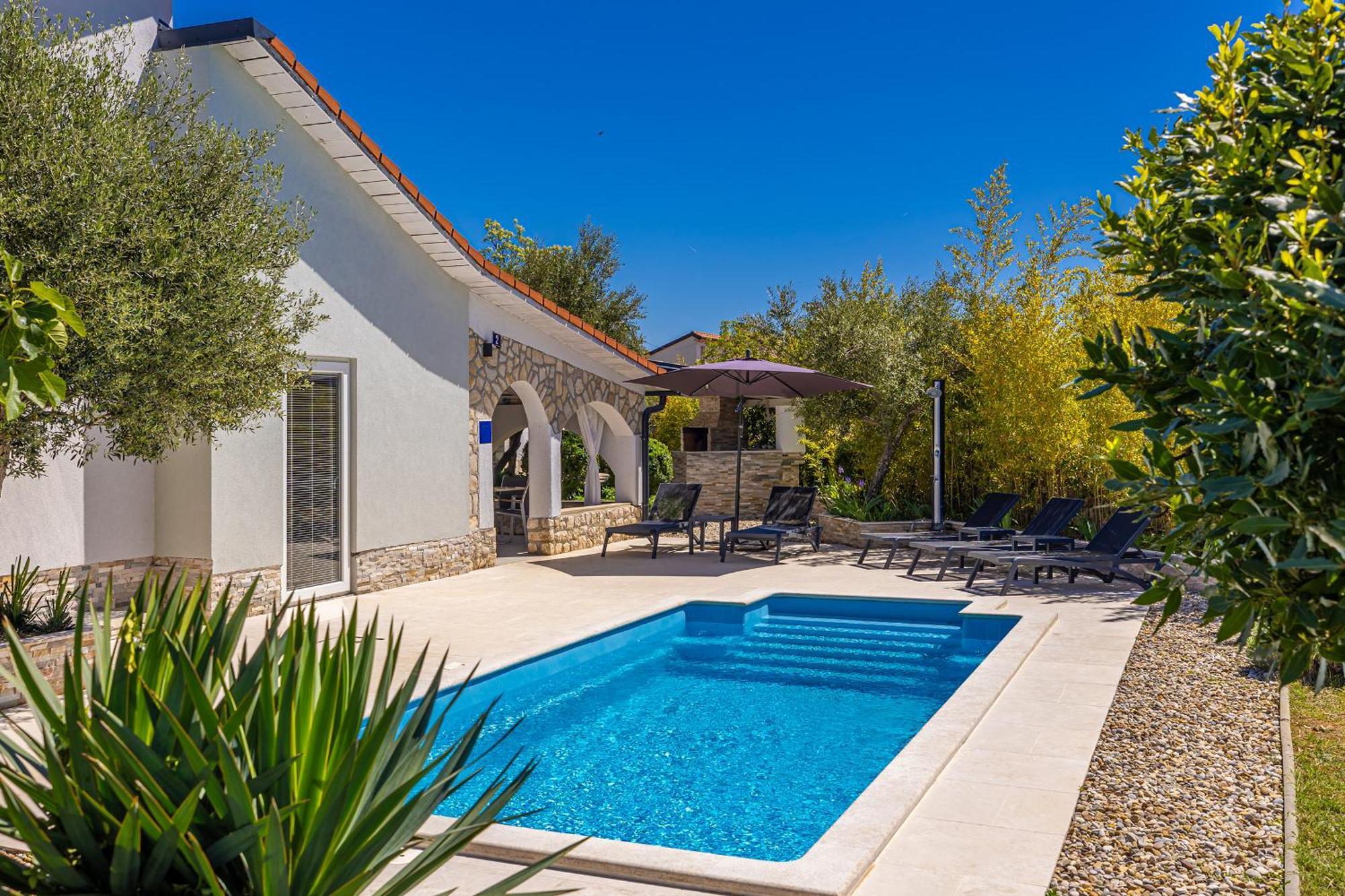 Holiday House Kai With Private Pool Pinezići المظهر الخارجي الصورة